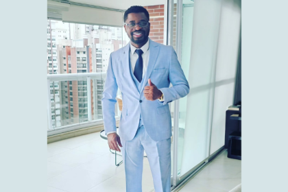 Oluwatosin Tolulope Ajidahun mostra como a ansiedade influencia a fertilidade masculina.