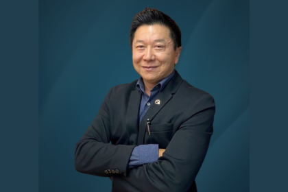 Dr. Milton Seigi Hayashi apresenta as células-tronco como inovação promissora em cirurgias antienvelhecimento.